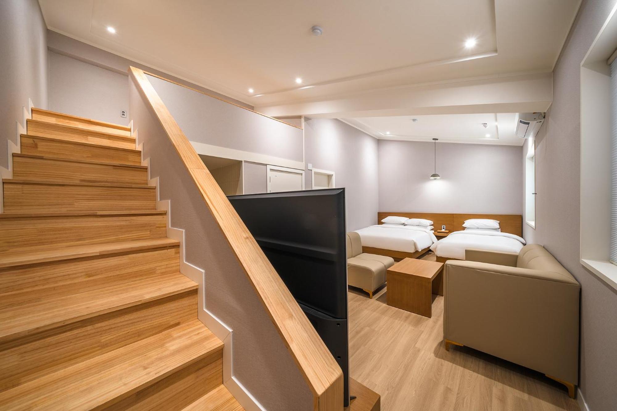 Mono Hotel ซูวอน ภายนอก รูปภาพ
