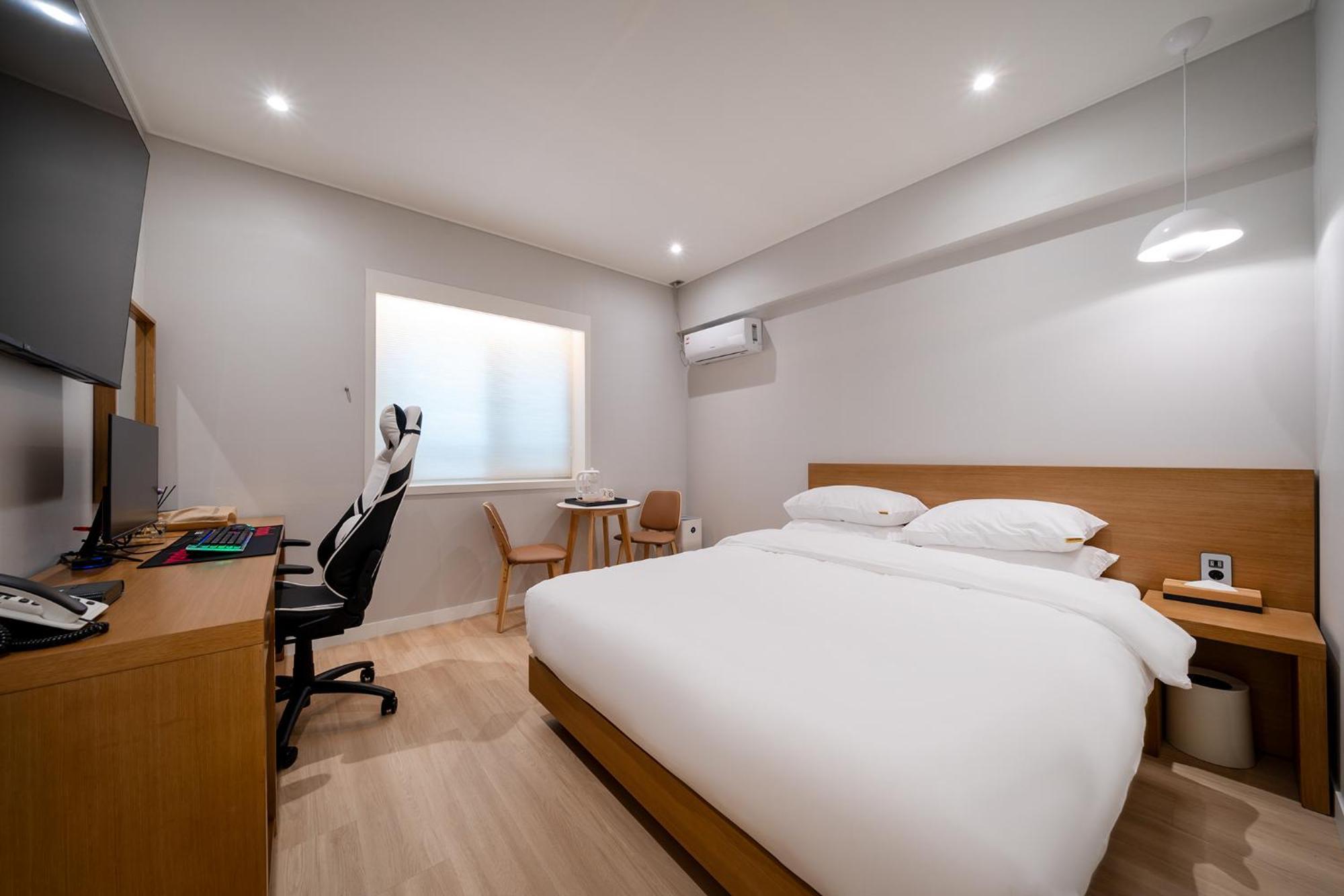 Mono Hotel ซูวอน ภายนอก รูปภาพ