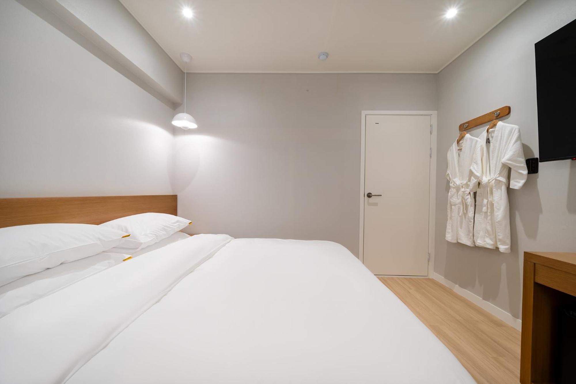 Mono Hotel ซูวอน ภายนอก รูปภาพ