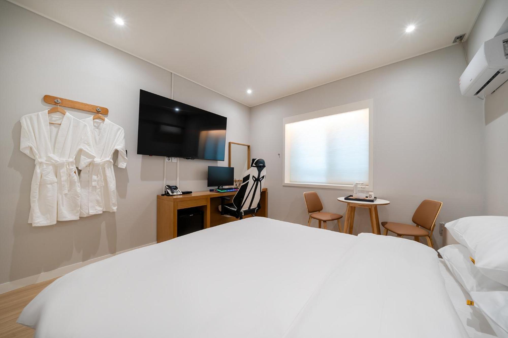 Mono Hotel ซูวอน ภายนอก รูปภาพ
