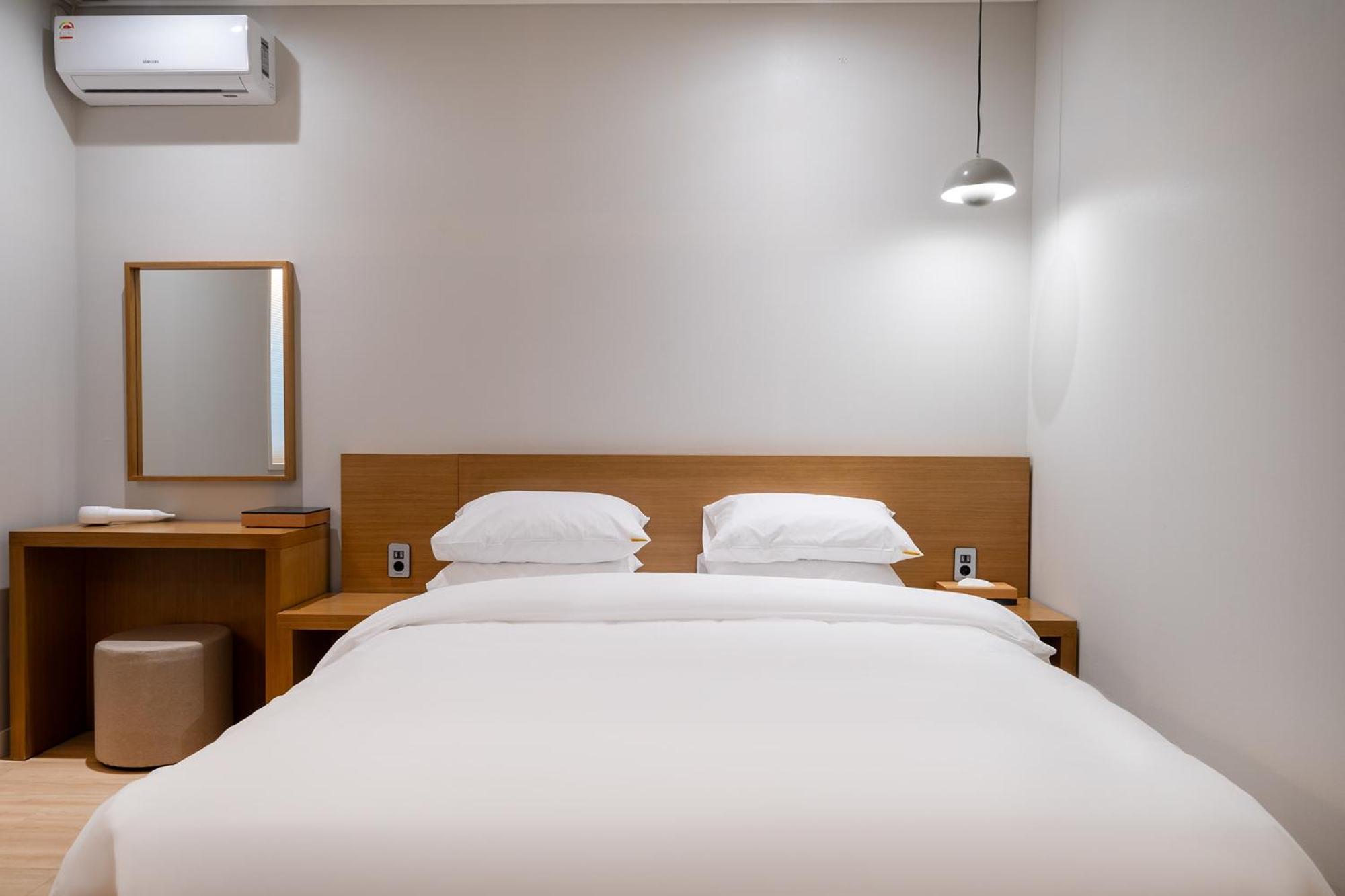 Mono Hotel ซูวอน ภายนอก รูปภาพ