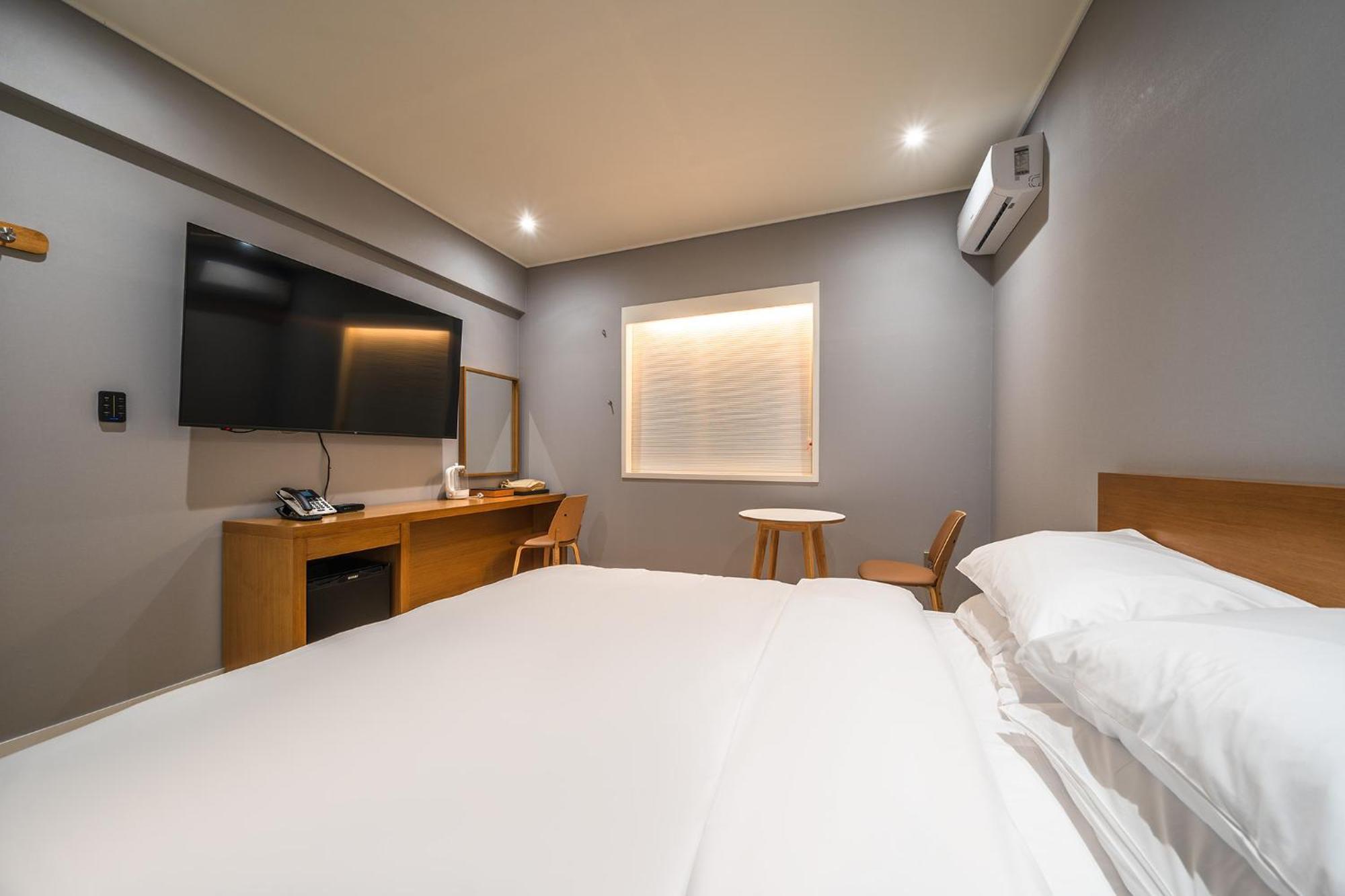Mono Hotel ซูวอน ภายนอก รูปภาพ